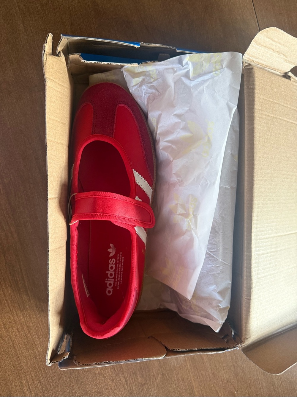 Adidas Mary Jane Size 10 - Picture 5 of 7